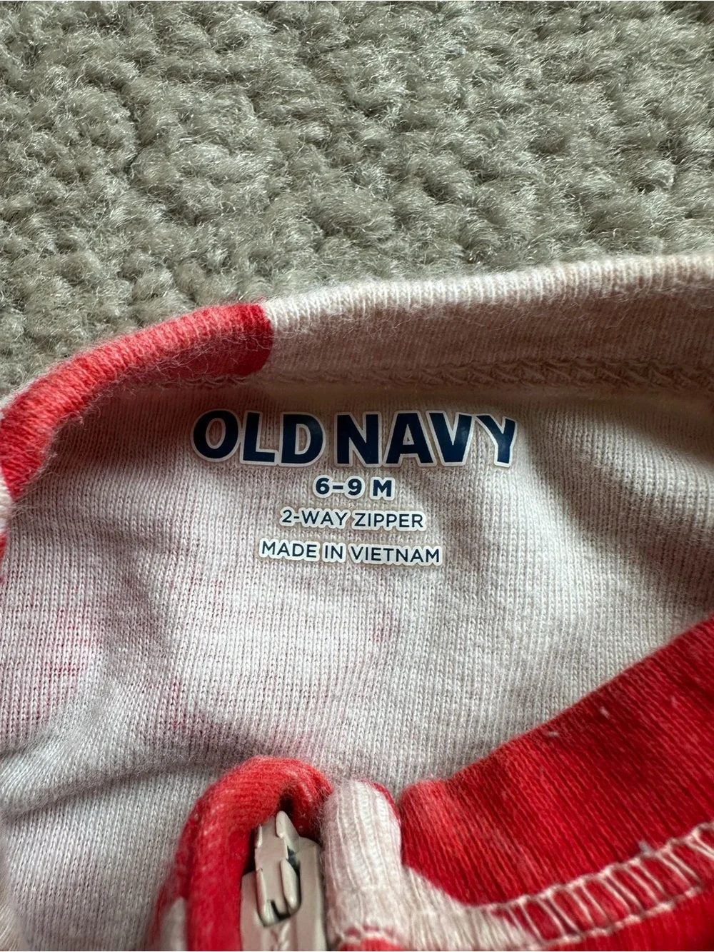 Old Navy lot of 3 footed two way zip closure Valentine’s sleeper footed pajamas